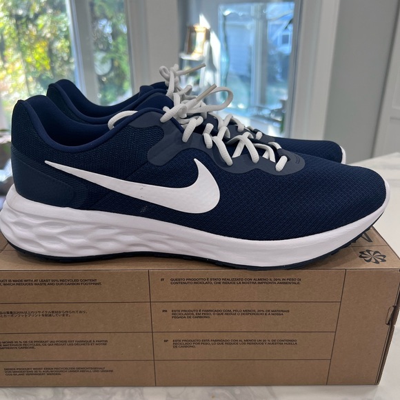 Nike Revolution 6 NN Men's Running Shoes Midnight Navy White Size 13 NEW - Picture 4 of 5